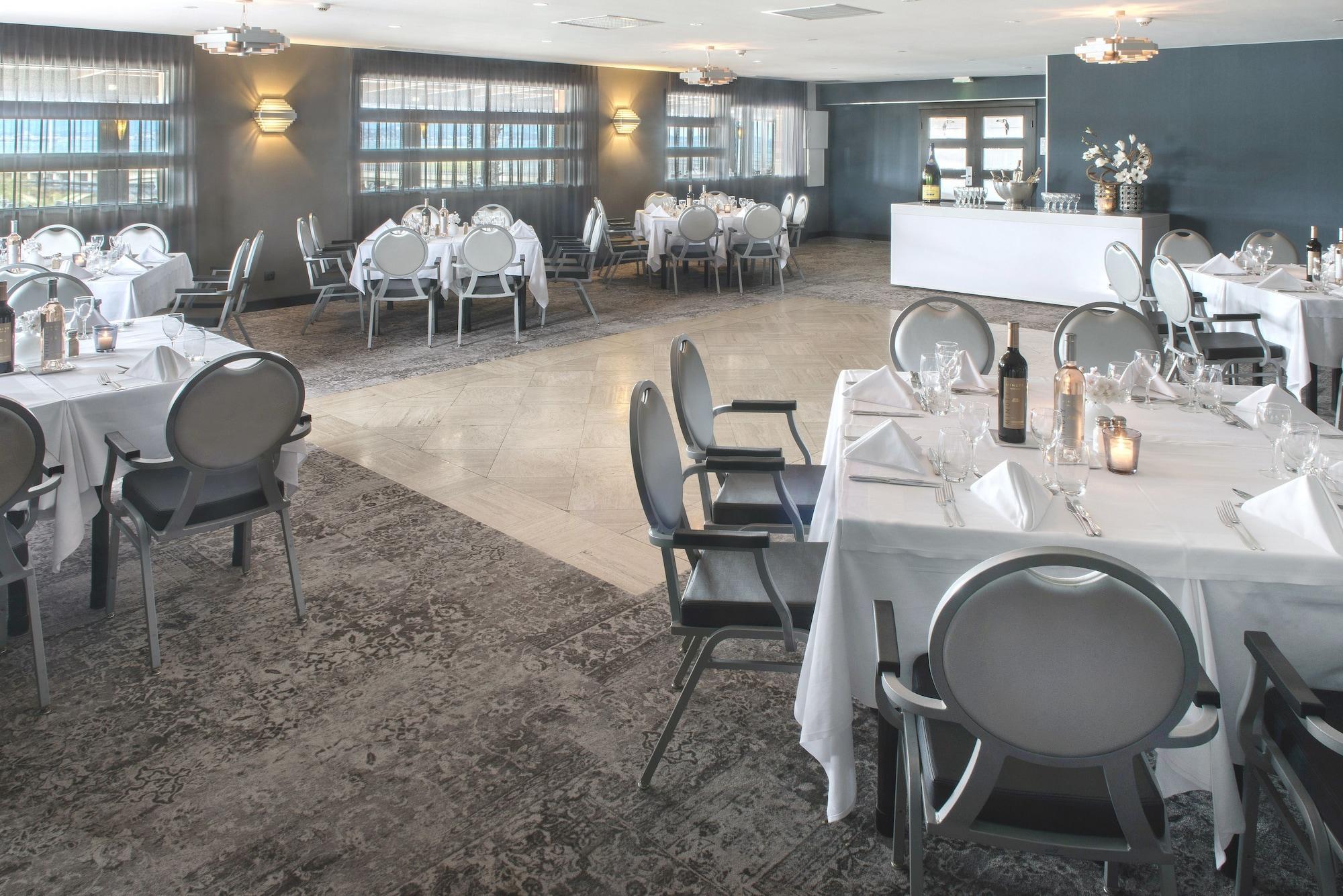 Van Der Valk Hotel Saint-Aygulf Сен-Агулф Екстериор снимка