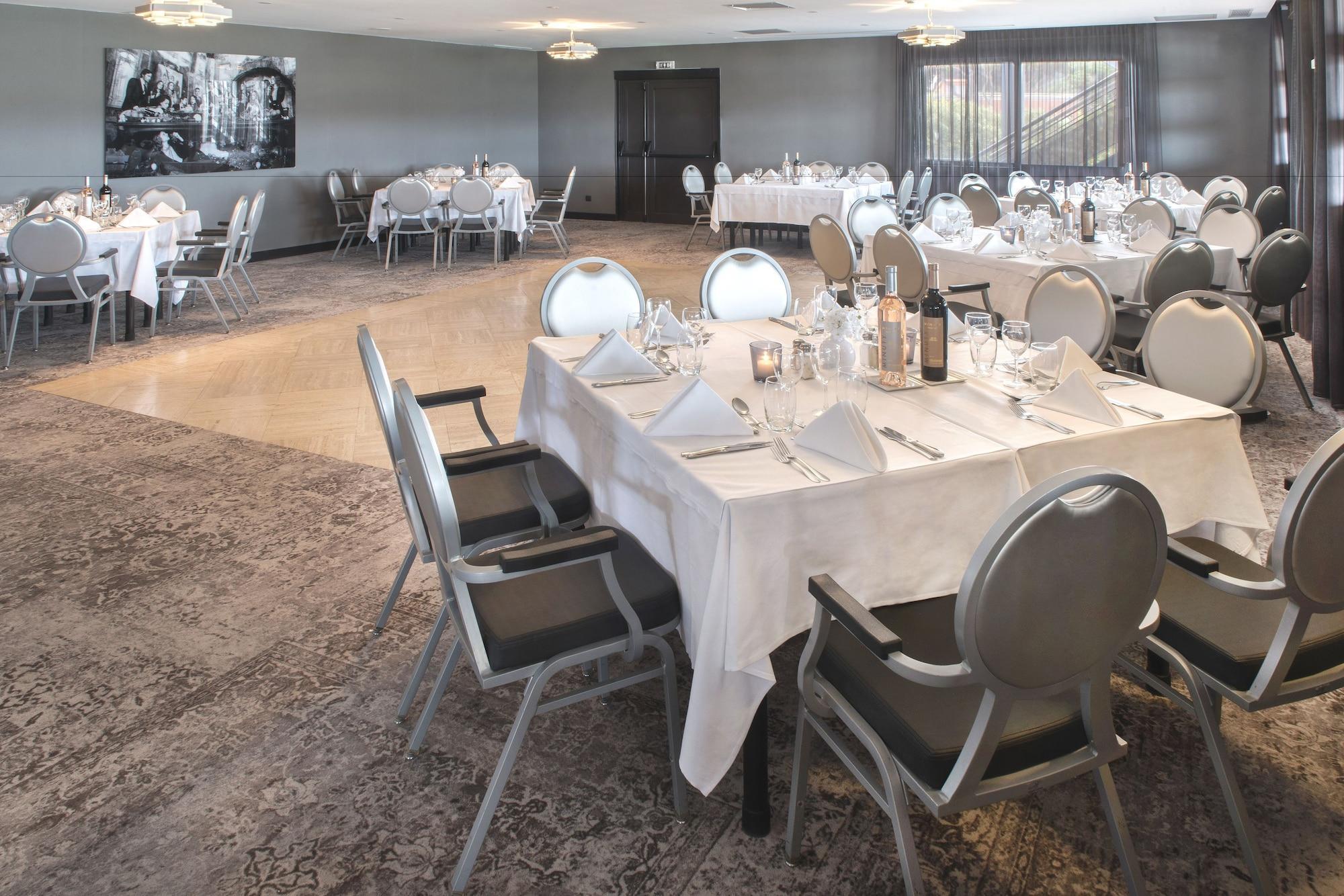 Van Der Valk Hotel Saint-Aygulf Сен-Агулф Екстериор снимка