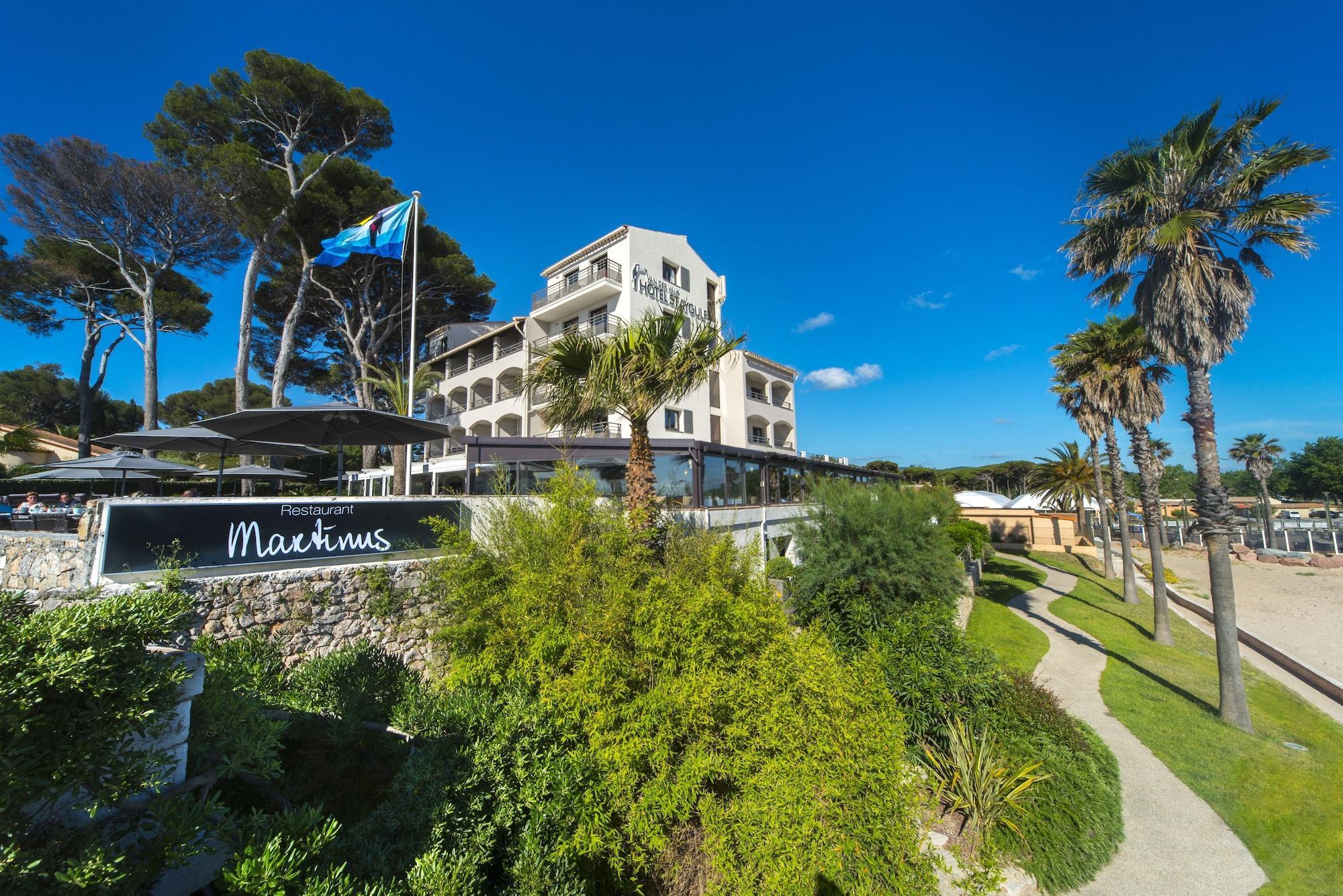 Van Der Valk Hotel Saint-Aygulf Сен-Агулф Екстериор снимка