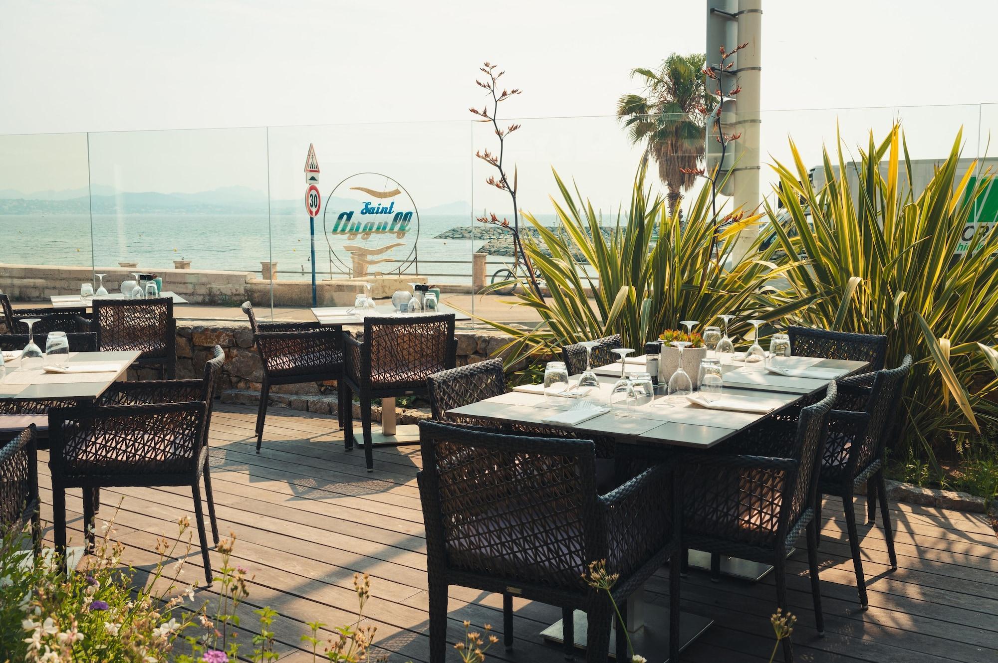 Van Der Valk Hotel Saint-Aygulf Сен-Агулф Екстериор снимка