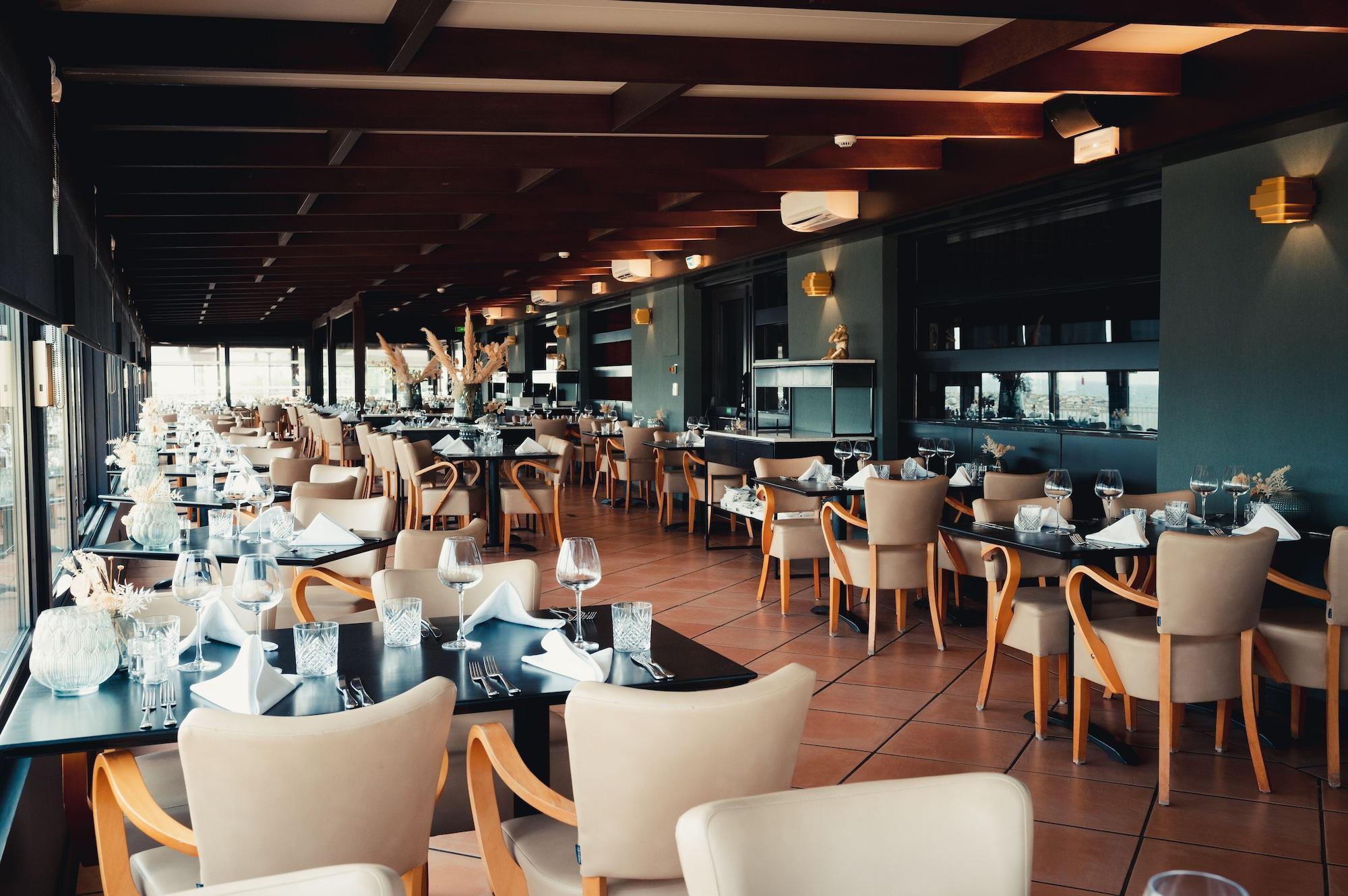 Van Der Valk Hotel Saint-Aygulf Сен-Агулф Екстериор снимка