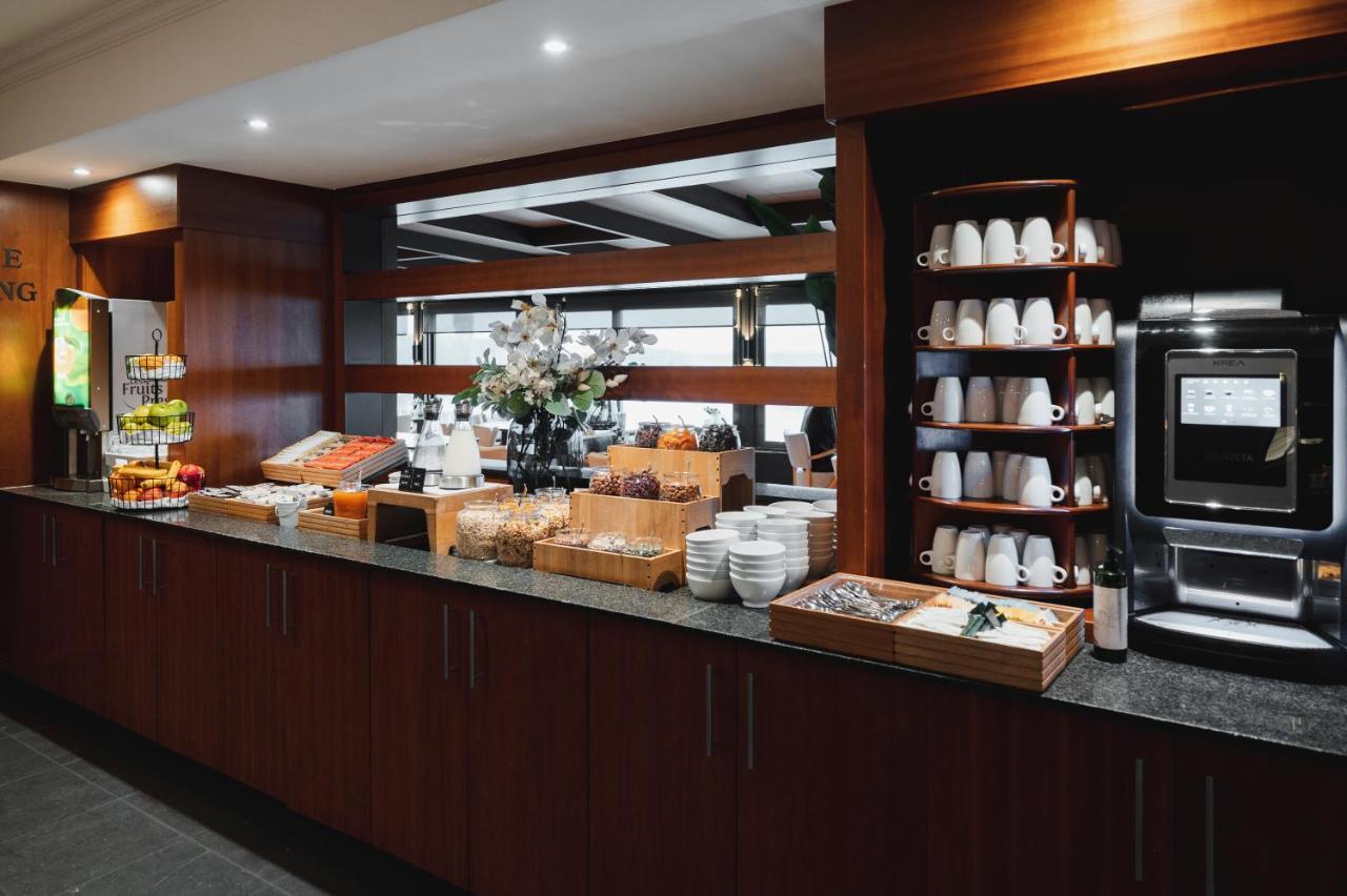 Van Der Valk Hotel Saint-Aygulf Сен-Агулф Екстериор снимка